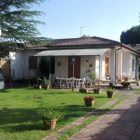La Casa Di Angelo E Gladys فيلة Bella Farnia